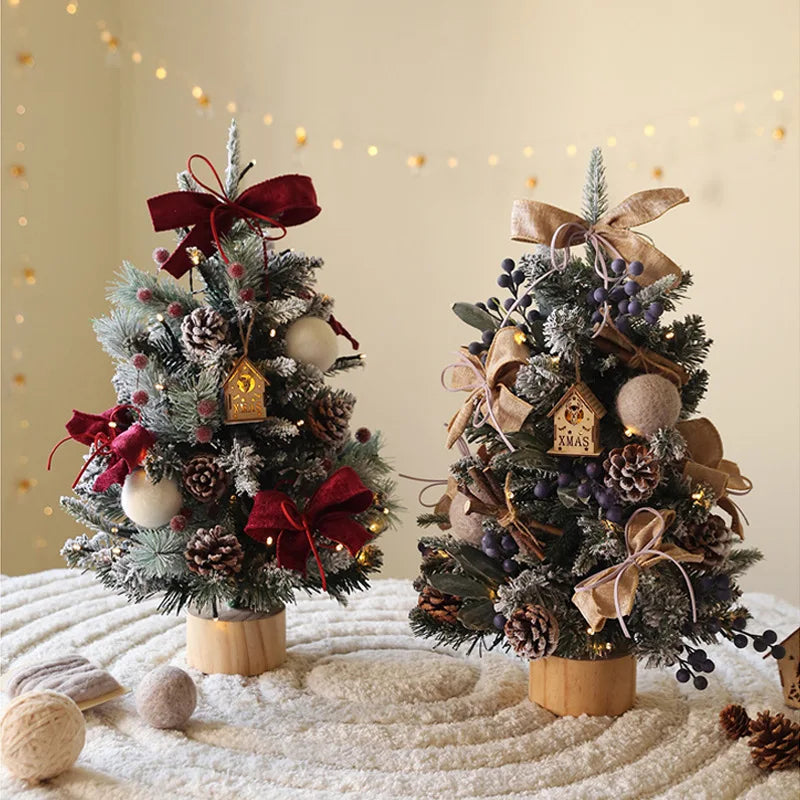 Árvore de Natal Decorativa Pequena